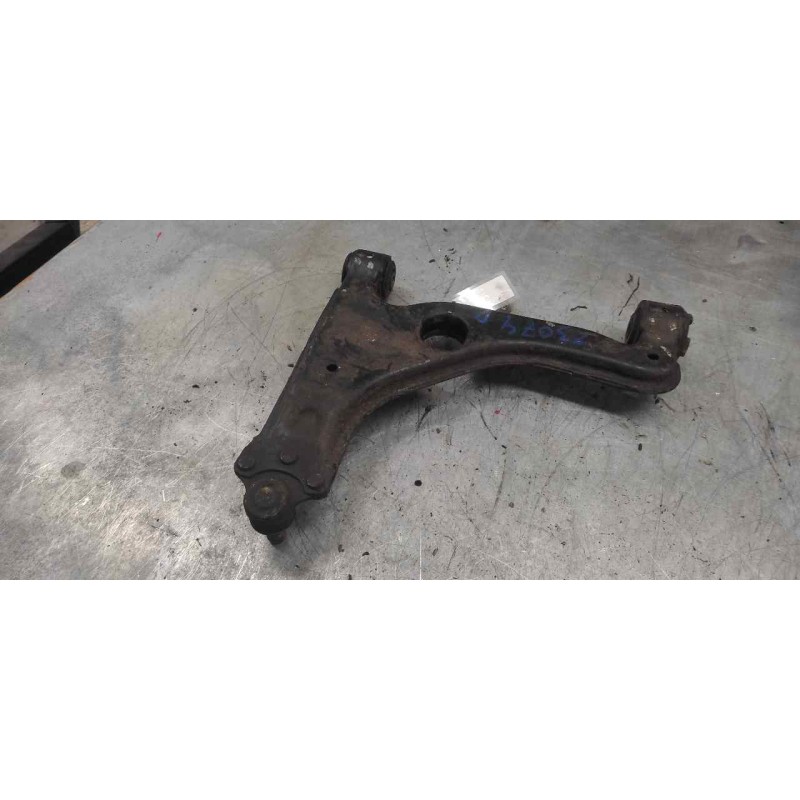 Recambio de brazo suspension inferior delantero derecho para opel vectra b berlina básico referencia OEM IAM 2