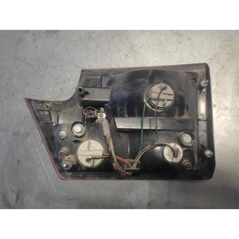 Recambio de piloto trasero izquierdo interior para ssangyong kyron 270 xdi limited 4wd referencia OEM IAM 2