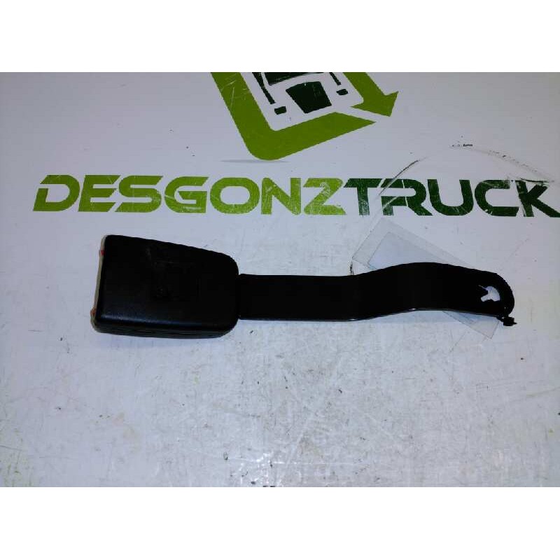 Recambio de enganche de cinturon delantero izquierdo para seat cordoba berlina (6k2) stella referencia OEM IAM   