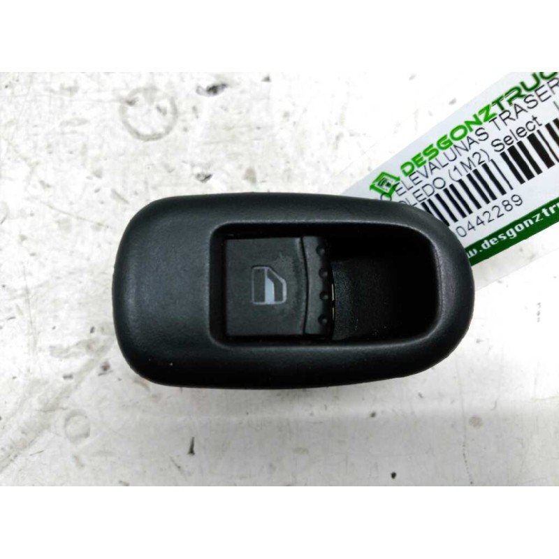 Recambio de mando elevalunas trasero derecho para seat toledo (1m2) select referencia OEM IAM 1M0959855  