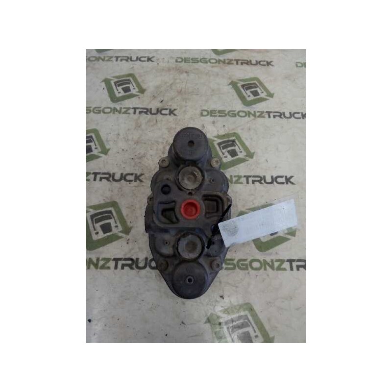 Recambio de valvula aire para iveco trucks stralis as 190s48 referencia OEM IAM ZB4587 K012243 VALVULA CUADRUPLE PROTECCIO CIRCU 3