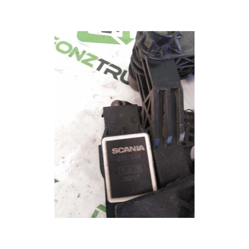 Recambio de pedal acelerador para scania serie p/g/r (l-clase) fsa r450 (4x2) largo cr 19 a referencia OEM IAM 2007508 2395418 - Blanco 2
