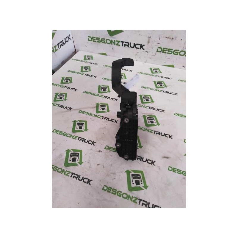Recambio de pedal acelerador para scania serie p/g/r (l-clase) fsa r450 (4x2) largo cr 19 a referencia OEM IAM 2007508 2395418 - Blanco 3