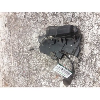 Recambio de cerradura puerta trasera izquierda para bmw serie 3 berlina (e46) 320d referencia OEM IAM  7 PINS 