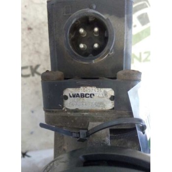 Recambio de valvula aire para renault trucks premium 2 dxi13460 referencia OEM IAM 5010457434 4728800300 VALVULA CONTROL EJE ELE