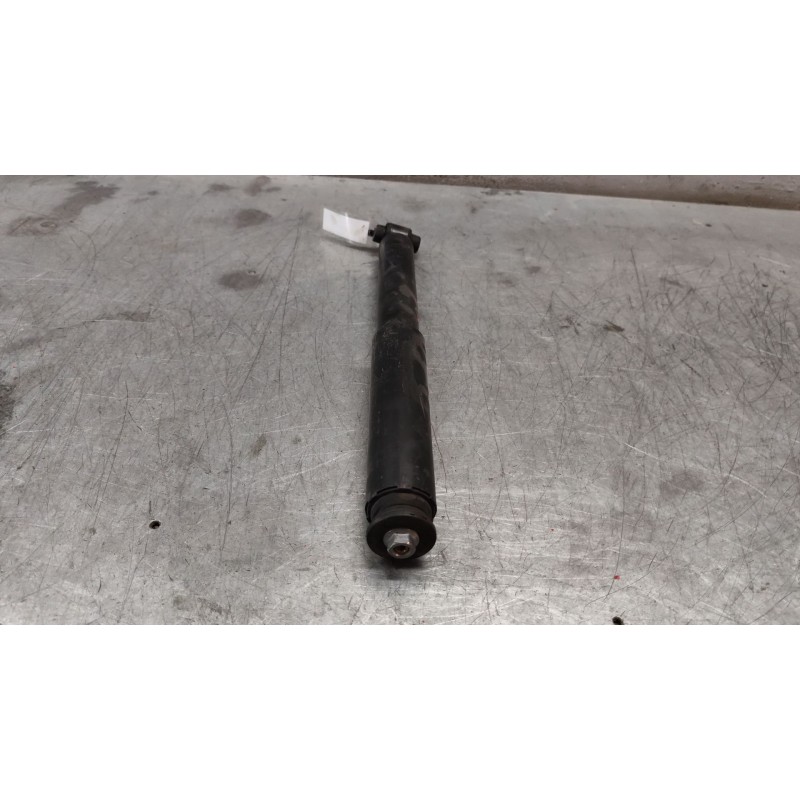 Recambio de amortiguador trasero para peugeot 308 active referencia OEM IAM 9806084880 2
