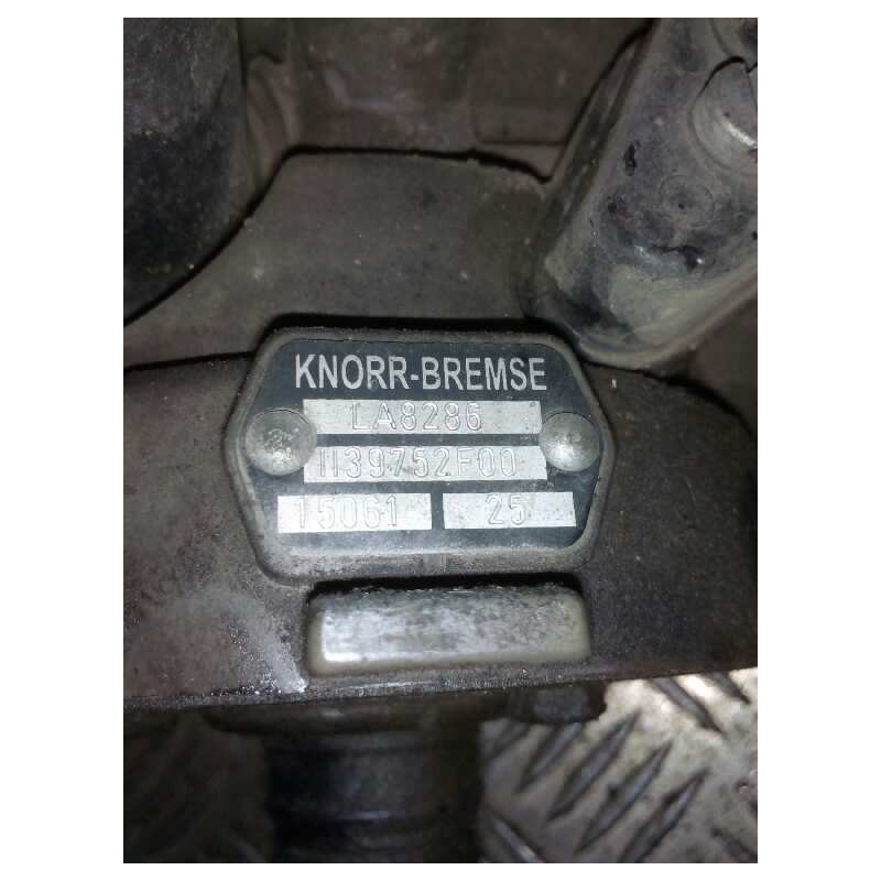 Recambio de valvula aire para volvo fm 12 asta 2001 fsa  4x2 largo, bajo referencia OEM IAM LA8286  VALVULA SECADORA - Amarillo 2