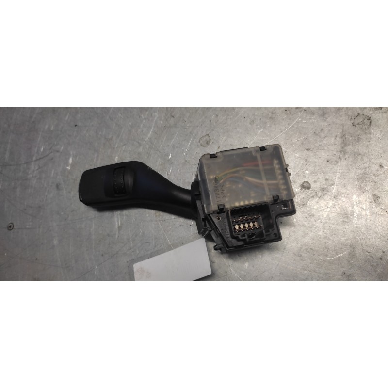 Recambio de mando limpia para ford focus lim. (cb4) trend referencia OEM IAM 17D940 2