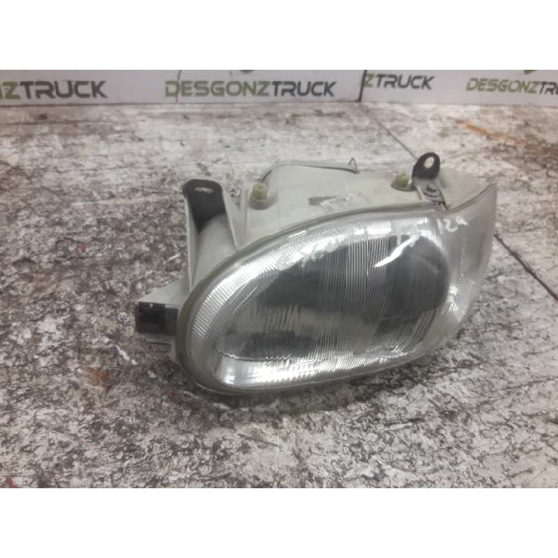 Recambio de faro izquierdo para ford escort berl./turnier atlanta berlina referencia OEM IAM 2