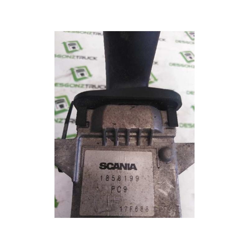 Recambio de mando cambio automatico para scania serie p/g/r (l-clase) fsa r450 (4x2) largo cr 19 a referencia OEM IAM 1858199 MA - Blanco 2