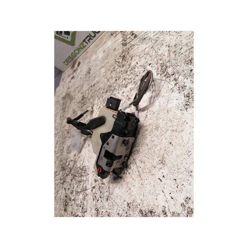 Recambio de cerradura puerta trasera izquierda para citroën c4 lim. seduction referencia OEM IAM 9685351980 6 PINS 
