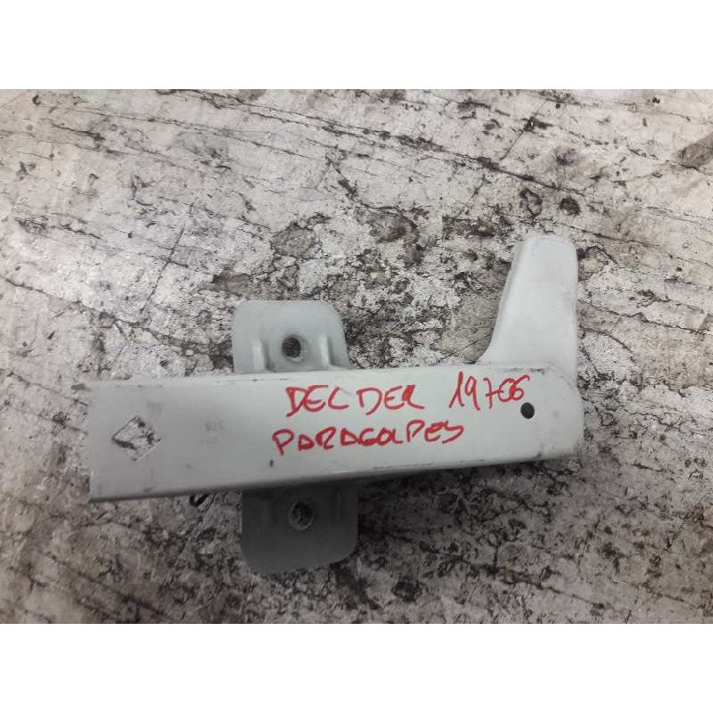 Recambio de soportes paragolpes para renault trafic combi (ab 4.01) 6 - plazas, acristalado parcial 2,9t combi corto referencia - Blanco