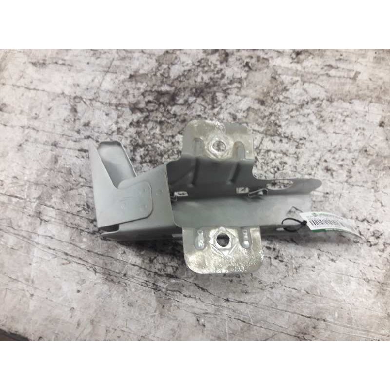 Recambio de soportes paragolpes para renault trafic combi (ab 4.01) 6 - plazas, acristalado parcial 2,9t combi corto referencia - Blanco 2