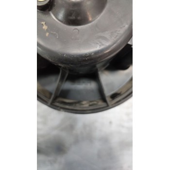 Recambio de ventilador calefaccion para peugeot 206 berlina x-line referencia OEM IAM 6424501  