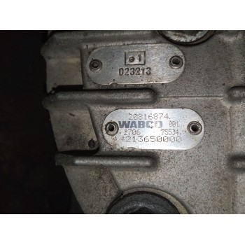 Recambio de caja cambios para renault premium route 2006 10.8 diesel referencia OEM IAM AT2412C  3190493
