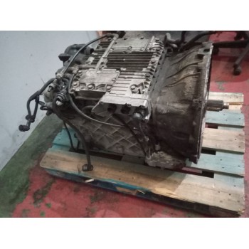 Recambio de caja cambios para renault premium route 2006 10.8 diesel referencia OEM IAM AT2412C  3190493