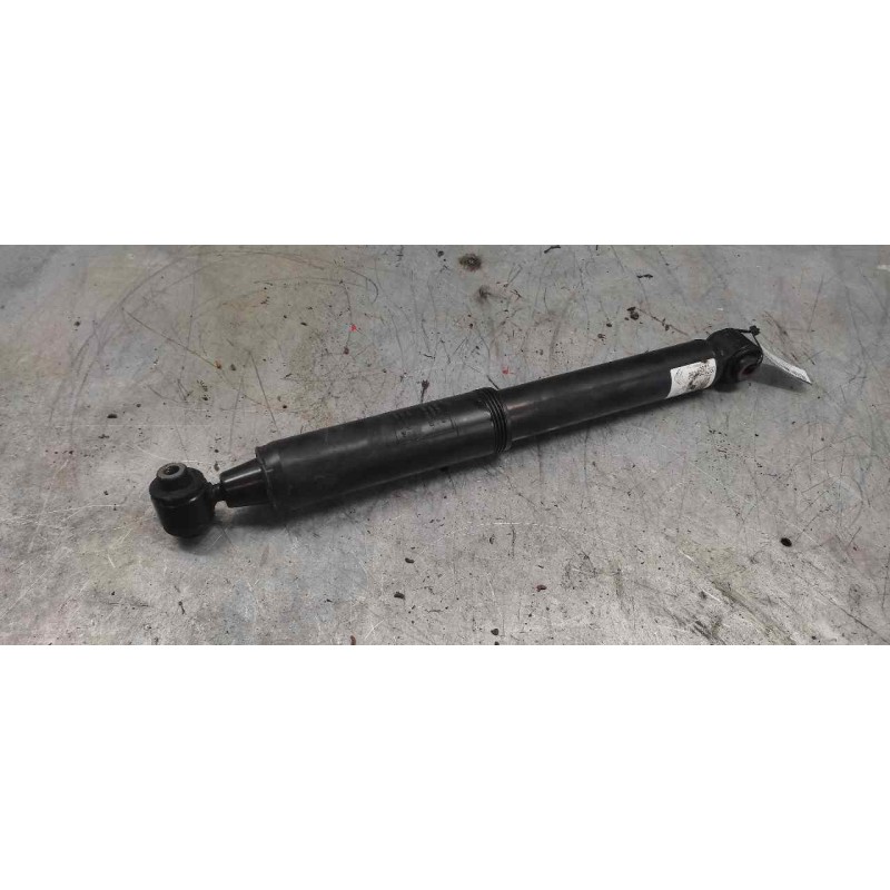 Recambio de amortiguador trasero para peugeot 208 style referencia OEM IAM 9804627380 2