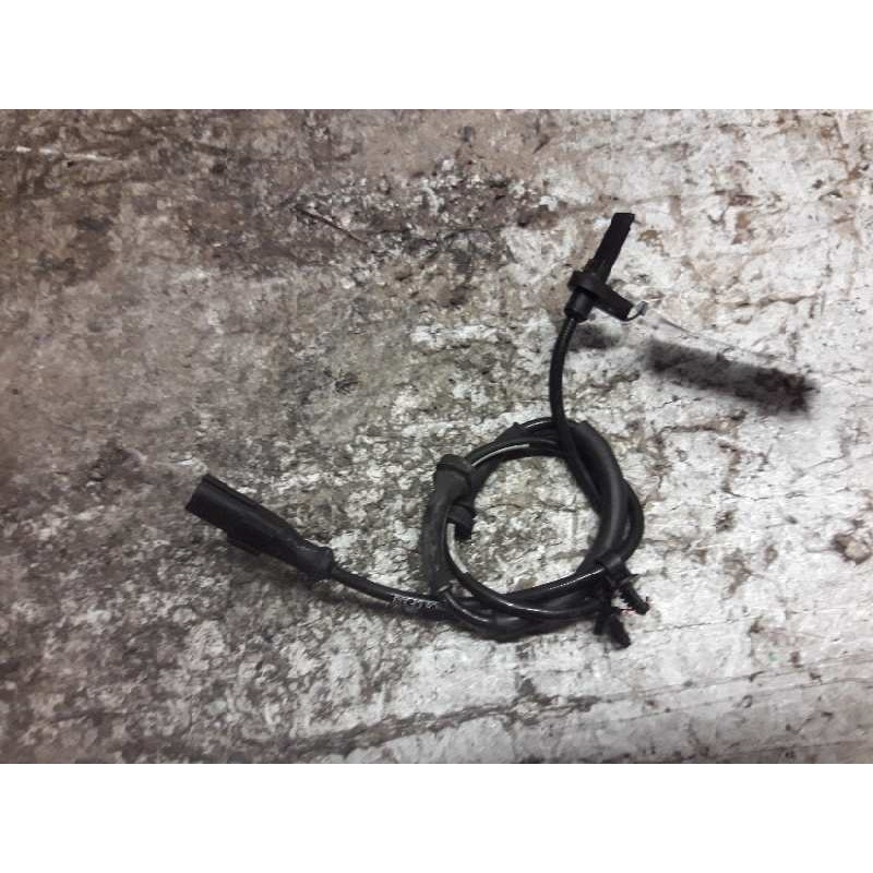 Recambio de captador abs delantero izquierdo para ford fiesta (cb1) ambiente referencia OEM IAM 8V512C204 2 PINS 