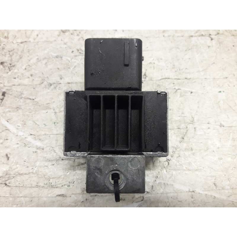 Recambio de caja precalentamiento para nissan nv 200 (m20) evalia premium referencia OEM IAM 110678071R - Blanco 3