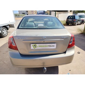 daewoo nubira berlina del año 2003