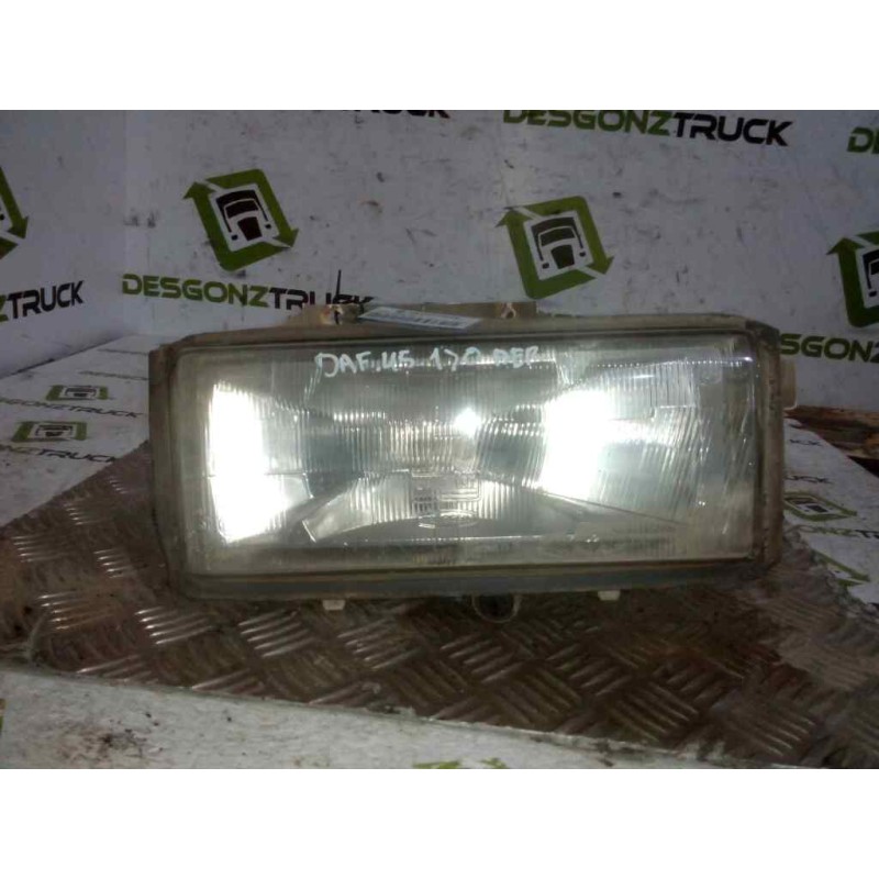 Recambio de faro derecho para daf serie 45.150 fki dis.ent.ej.3250 zgg7.49 topsleeper referencia OEM IAM   