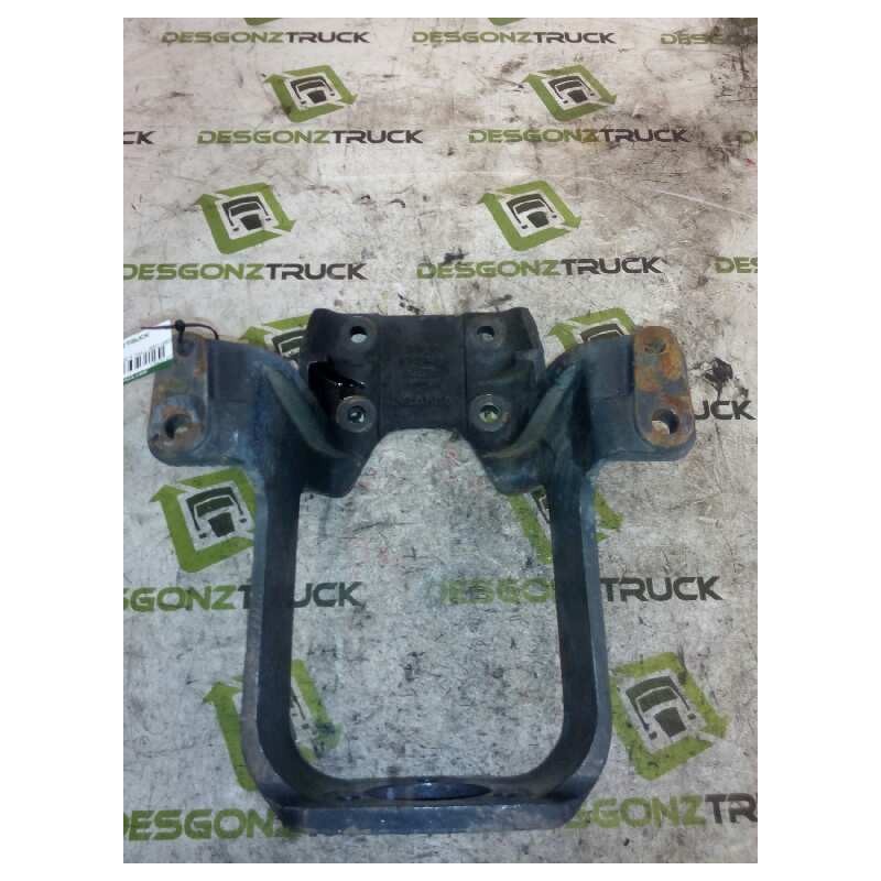 Recambio de soporte para scania serie 4 (p/r 144 l) fsa 460 (4x2) e2 corto cr 13 / 14 b referencia OEM IAM 1343140 SOPORTE AMORT - Blanco