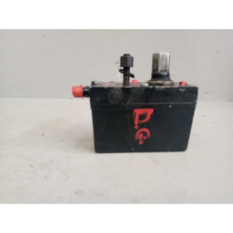 Recambio de bomba elevacion cabina para renault hd 250.18 premium e2 fg modelo 250.18 184 kw cabina para dormir referencia OEM I 2