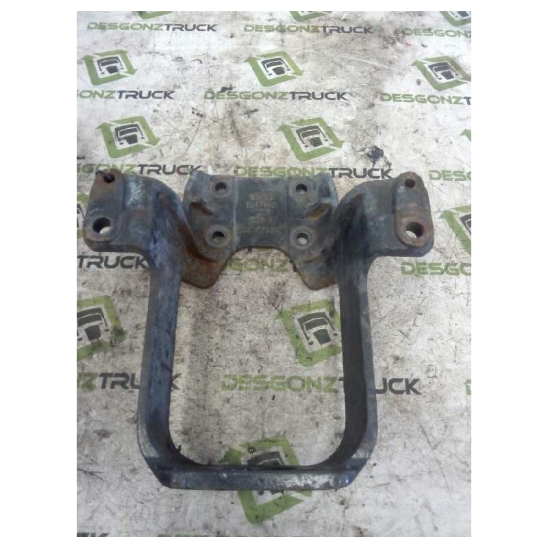 Recambio de soporte para scania serie 4 (p/r 144 l) fsa 460 (4x2) e2 corto cr 13 / 14 b referencia OEM IAM 1343140 SOPORTE AMORT - Blanco