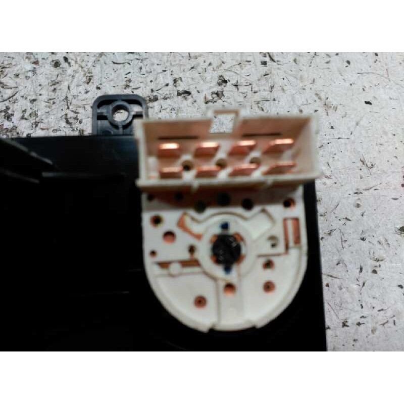 Recambio de mando climatizador para kia carnival ii 2.9 cdri ex referencia OEM IAM 0K53B61190 4