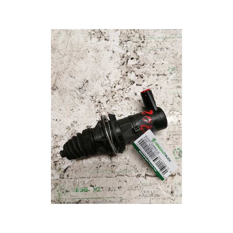 Recambio de bombin embrague para ford transit mod. 2000 combi ft 330 2.4 corto referencia OEM IAM YC157A508AE - Blanco