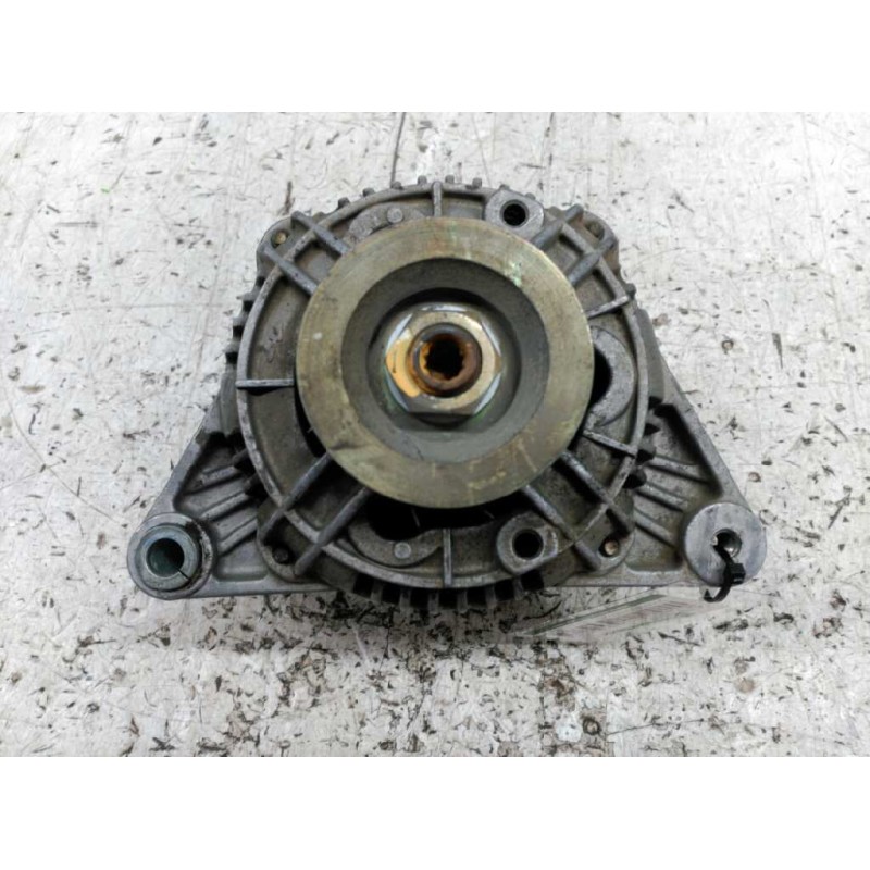 Recambio de alternador para peugeot 106 (s1) kid referencia OEM IAM 0120335006 BOSCH 2