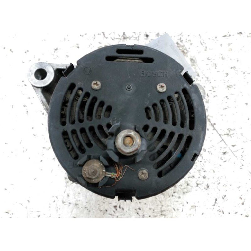 Recambio de alternador para peugeot 106 (s1) kid referencia OEM IAM 0120335006 BOSCH 4