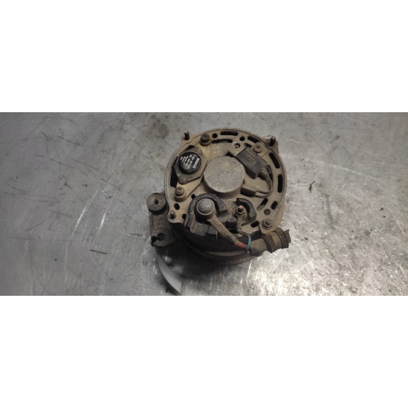 Recambio de alternador para seat toledo (1l) se referencia OEM IAM 0120489499 14V-23-65A 2