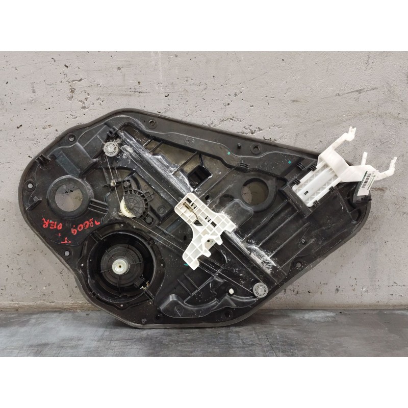 Recambio de elevalunas trasero derecho para hyundai i30 (gd) 1.6 crdi referencia OEM IAM   