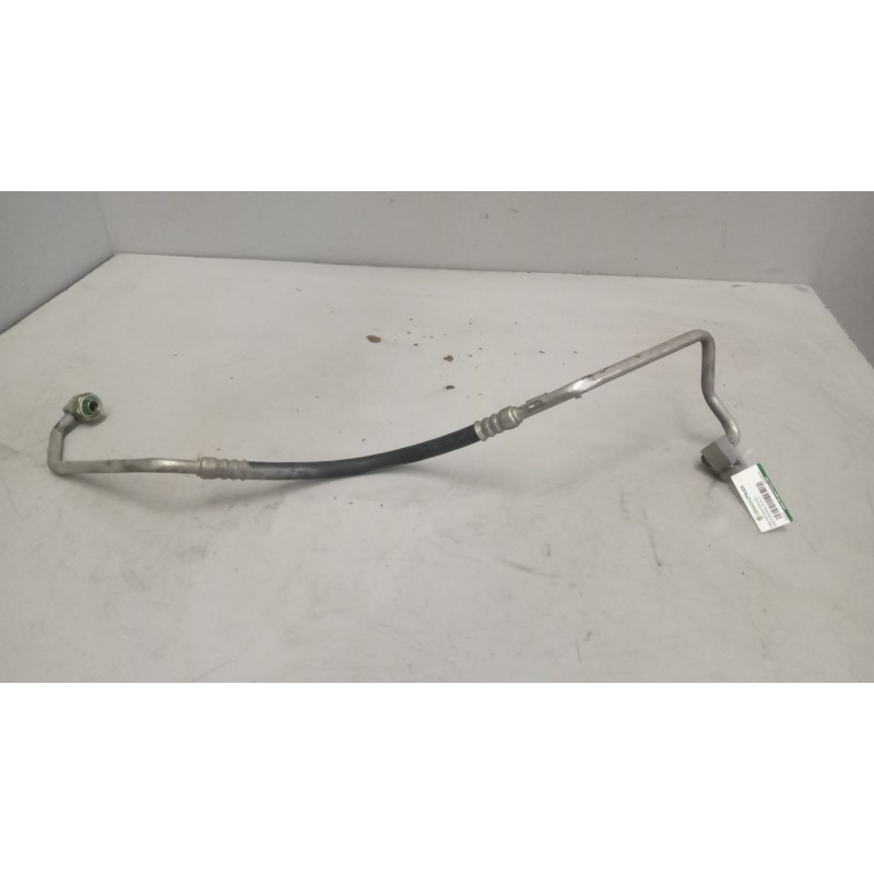 Recambio de tubos aire acondicionado para iveco eurocargo 05.03  5.9 diesel referencia OEM IAM 504068744  