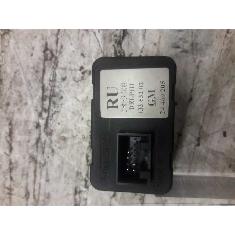 Recambio de mando elevalunas delantero izquierdo para opel corsa c blue line referencia OEM IAM 13363202 6 PINS 2