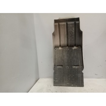 Recambio de guardabarros delantero derecho para man tg-m 12.xxx 12.280 fg c (compact) referencia OEM IAM 81612100385  