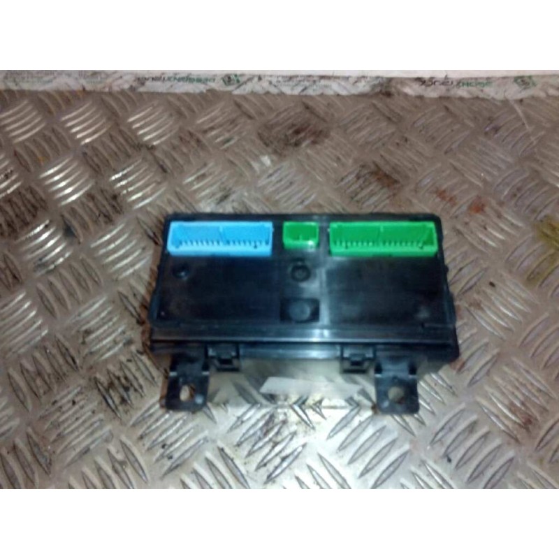 Recambio de modulo electronico para renault magnum ab 2005 cabina adel.tractor semirr. gv  4x2 4xx.18 gran espacio referencia OE - Rojo