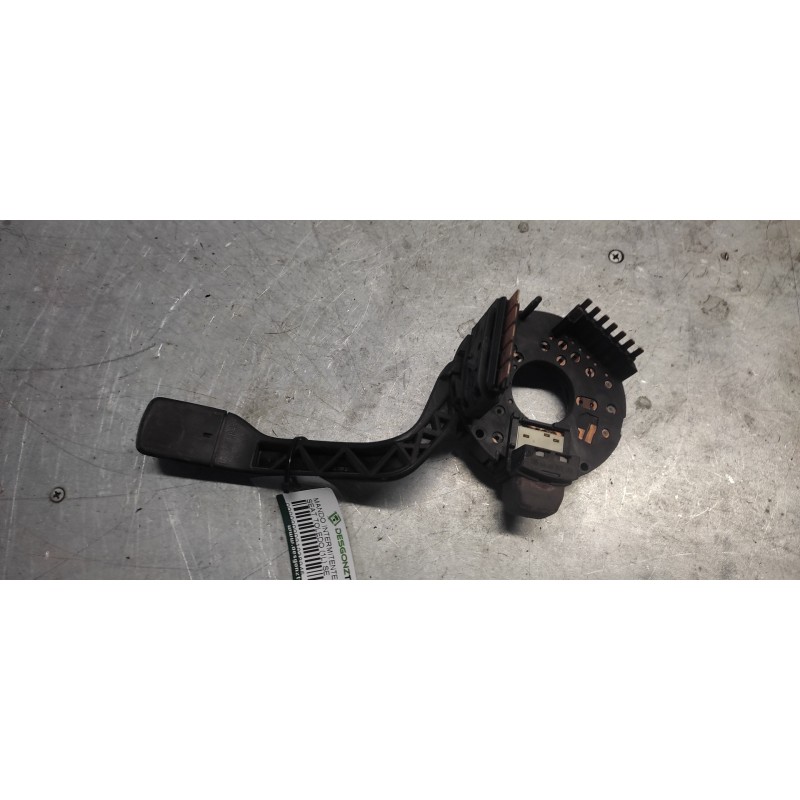 Recambio de mando intermitentes para seat toledo (1l) se referencia OEM IAM 2