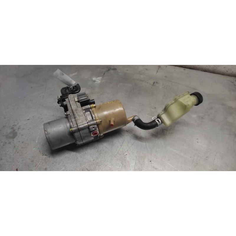 Recambio de bomba direccion para mazda 3 berlina (bk) 1.6 crdt active referencia OEM IAM 995151010 - Negro 4