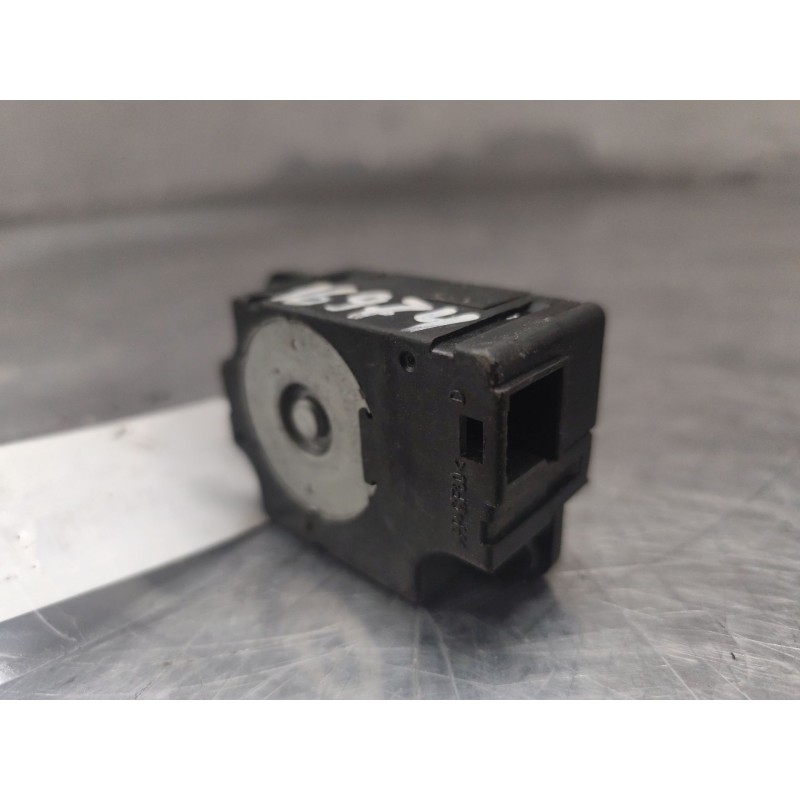 Recambio de motor apertura trampillas climatizador para peugeot 308 confort referencia OEM IAM T1006419G  