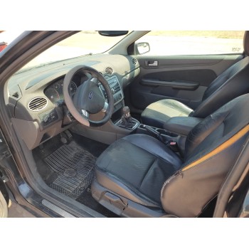 ford focus berlina (cap) del año 2005