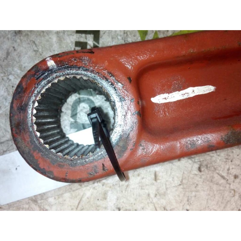 Recambio de brazo suspension superior delantero derecho para iveco trucks daily turbo daily referencia OEM IAM 201 2