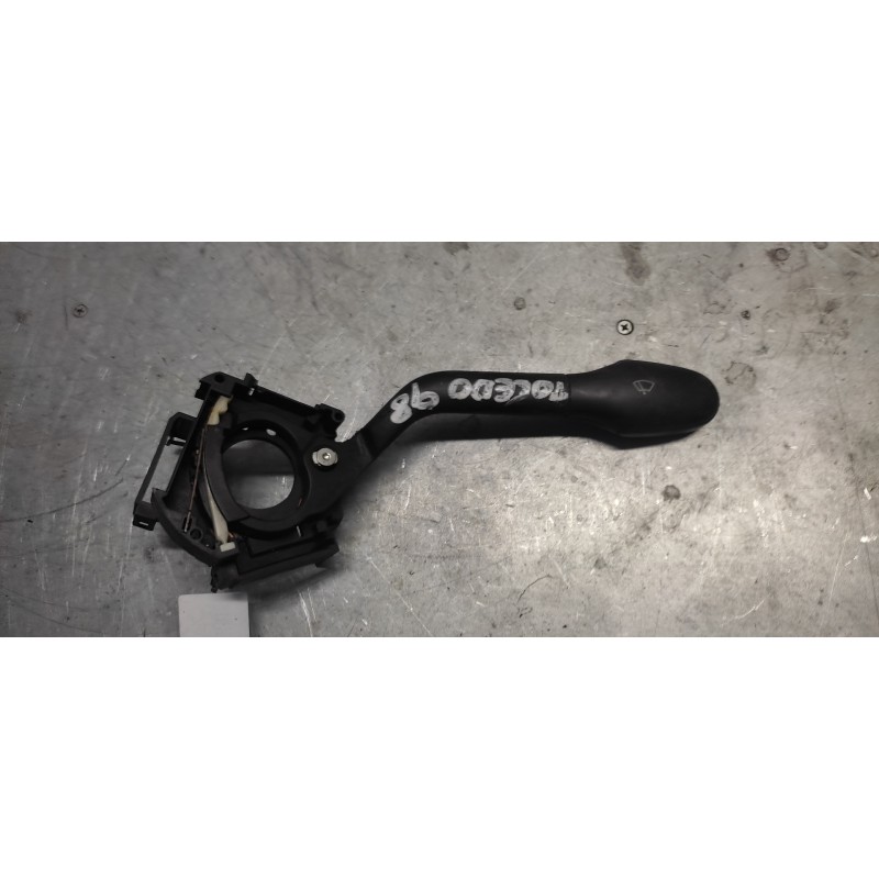 Recambio de mando limpia para seat toledo (1l) sxe referencia OEM IAM   