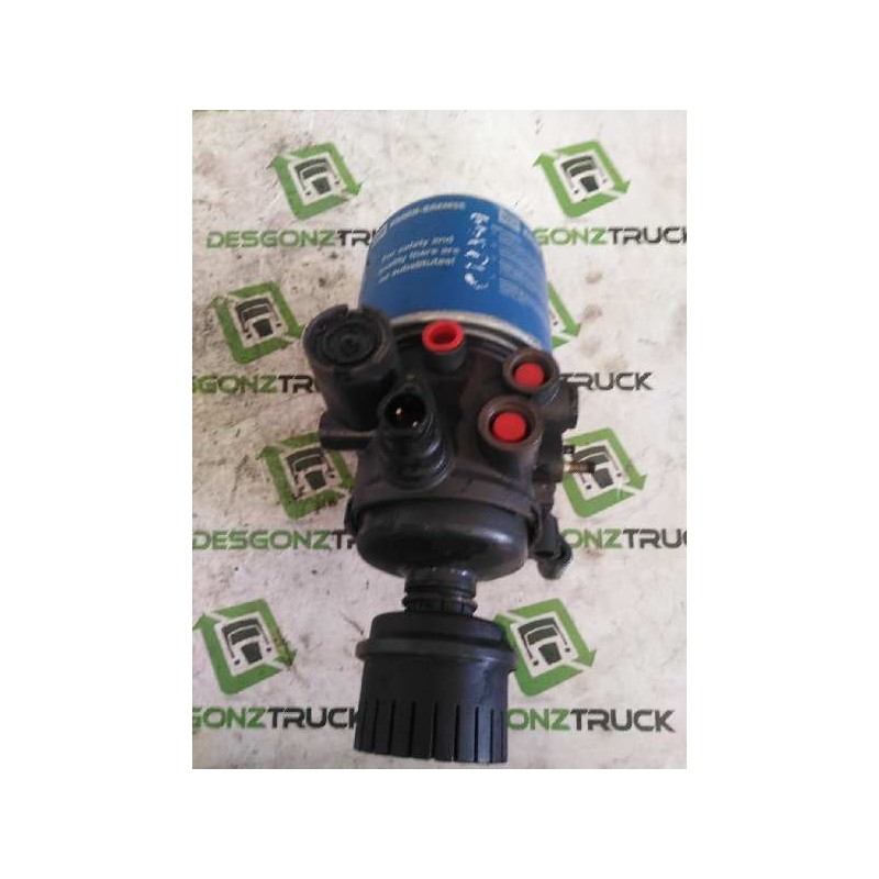 Recambio de valvula aire para daf serie xf105.460 fsa 4x2 space-cab referencia OEM IAM LA8145 K014986 VALVULA SECADORA 3