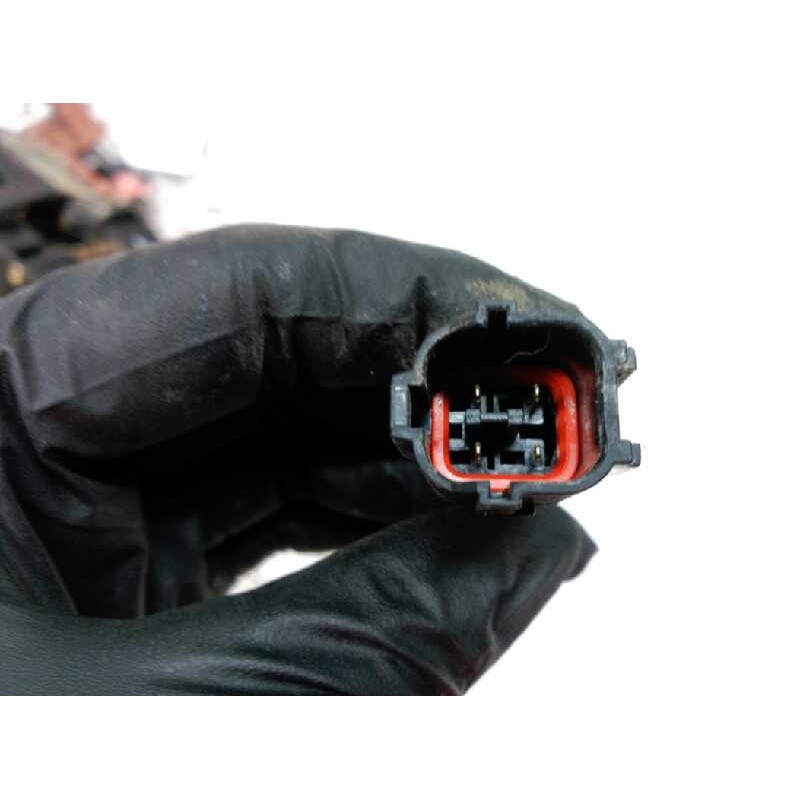 Recambio de cerradura puerta delantera izquierda para kia carnival ii 2.9 cdri ex referencia OEM IAM 4