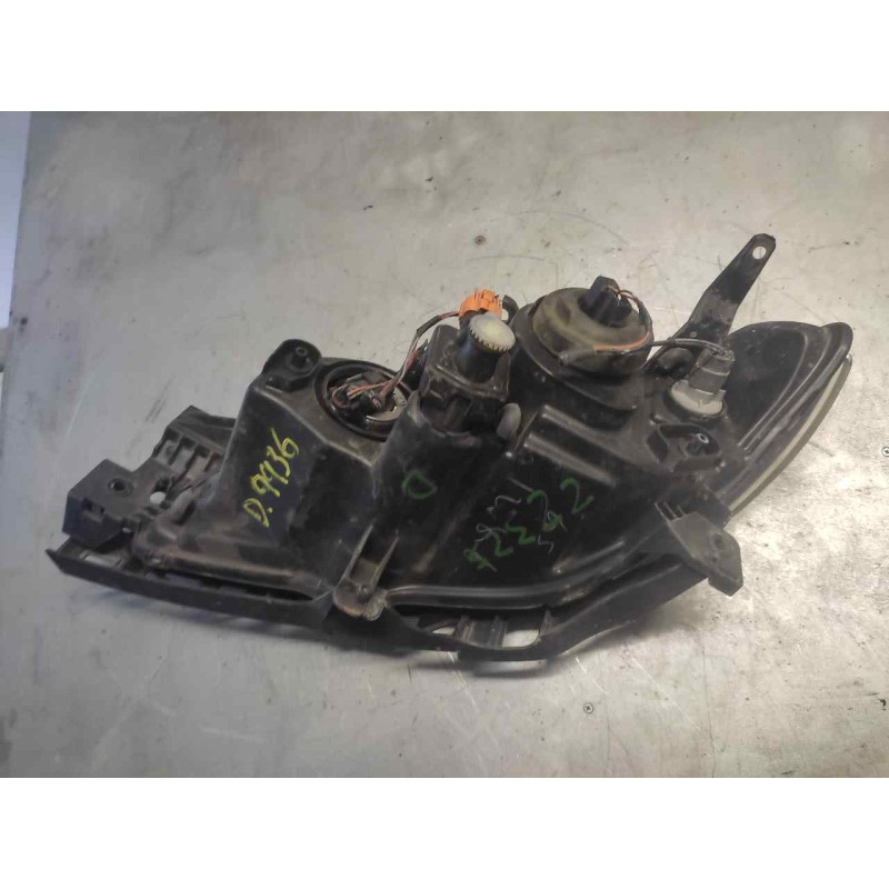 Recambio de faro derecho para mazda 3 berlina (bk) 1.6 crdt active referencia OEM IAM - Negro 4