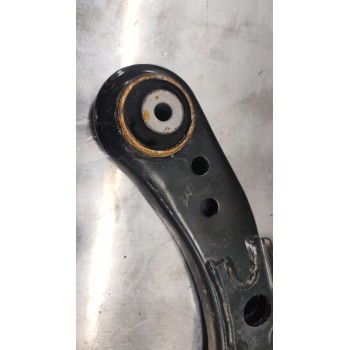 Recambio de brazo suspension inferior delantero derecho para mg zs suv (azs1) 1.5 vti referencia OEM IAM 288895apa250591  