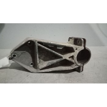 Recambio de soporte guardabarros trasero para daf serie xf105.xxx 12.9 diesel referencia OEM IAM   
