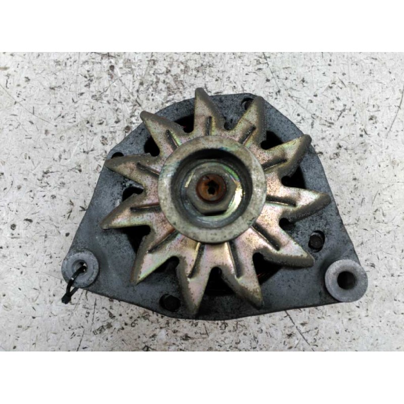 Recambio de alternador para peugeot 205 berlina 1.4 generation referencia OEM IAM 2541205 VALEO 2